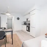 Forenom Serviced Vaasankatu Apartment